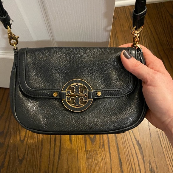 Tory Burch Handbags - Tory Burch black satchel